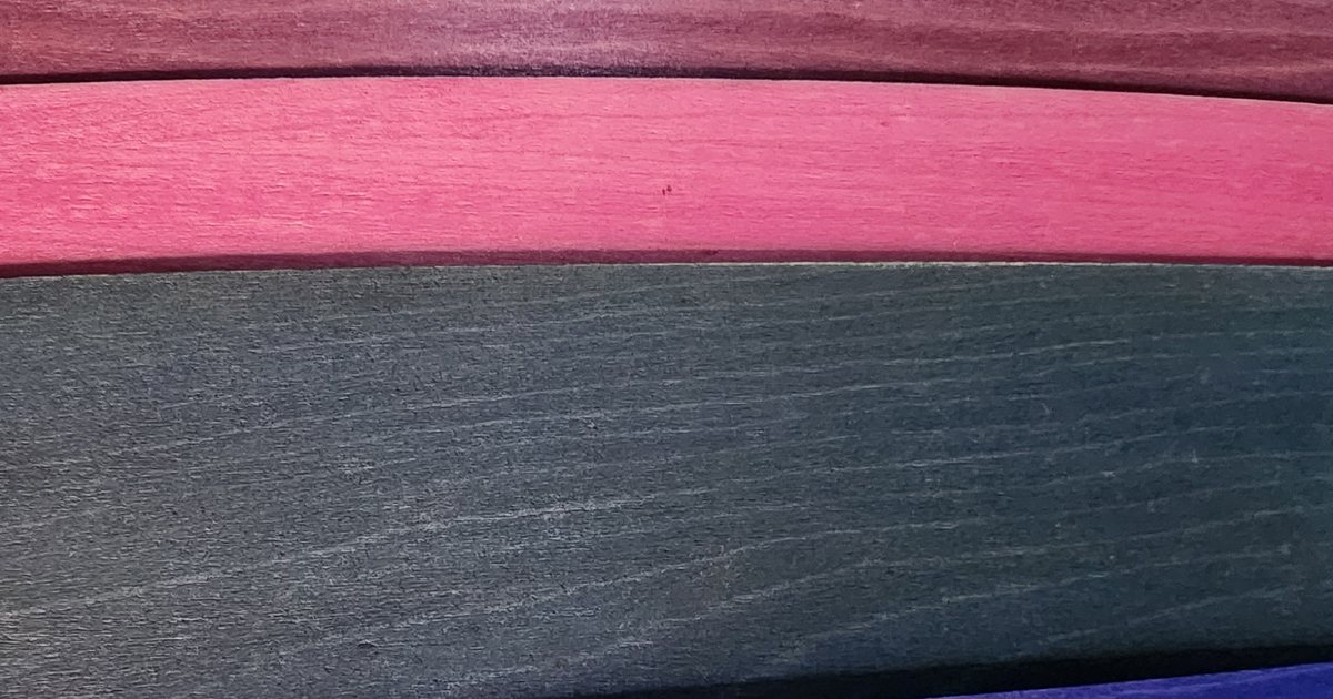 Placage Bois Teinté : 12 Couleurs, Usages et Conseils de Choix